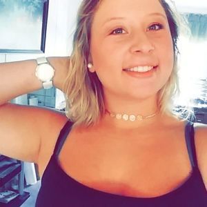 Meet your Posher, Holly